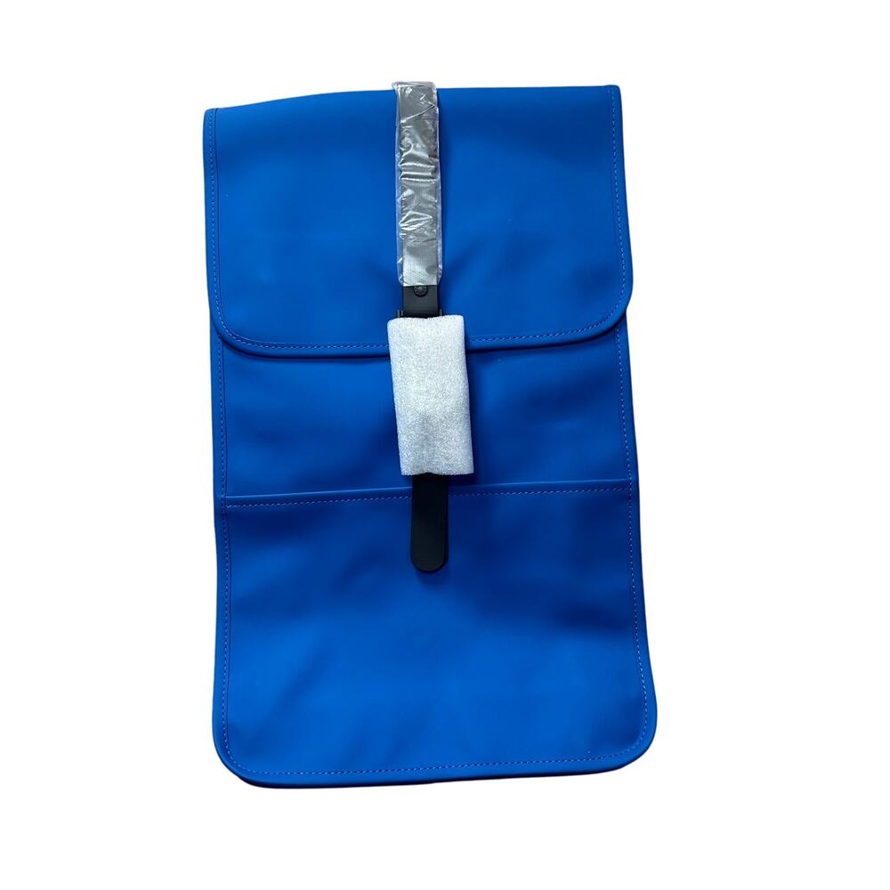 NWT Rains Backpack in Color Waves